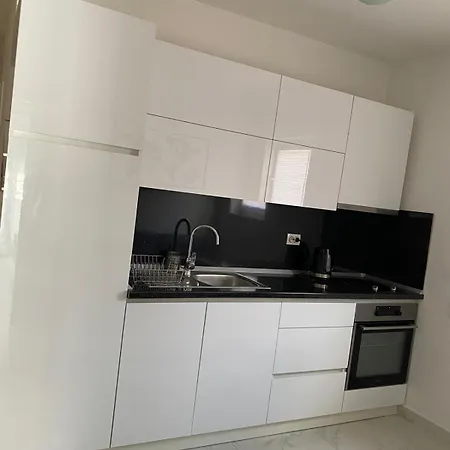 B Apartment Makarska